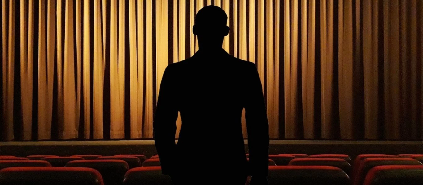 Νέα υπόθεση σεξουαλικής παρενόχλησης στον καλλιτεχνικό χώρο - Καταγγελίες για 10 βιασμούς σε βάρος ηθοποιού